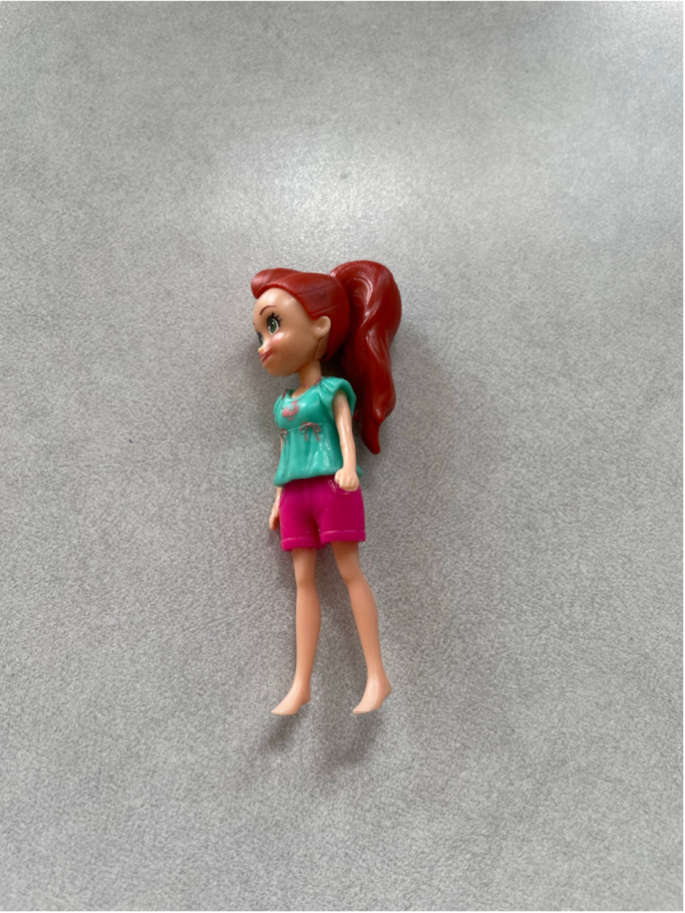 Mattel Polly Pocket Lila doll